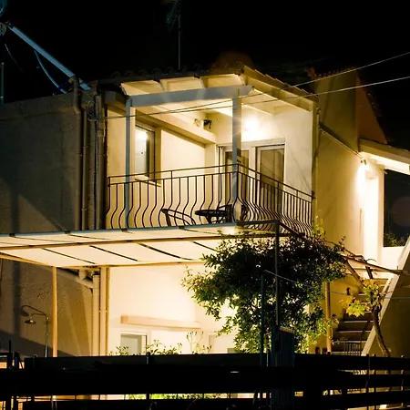 Sia's Sea House Holiday home